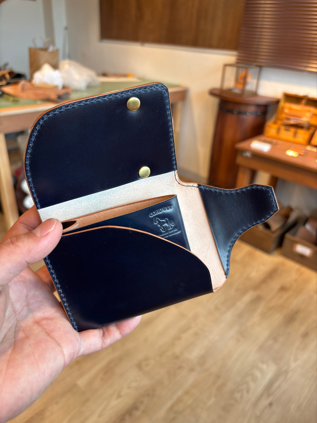 CORDVAN NAVYスマートL