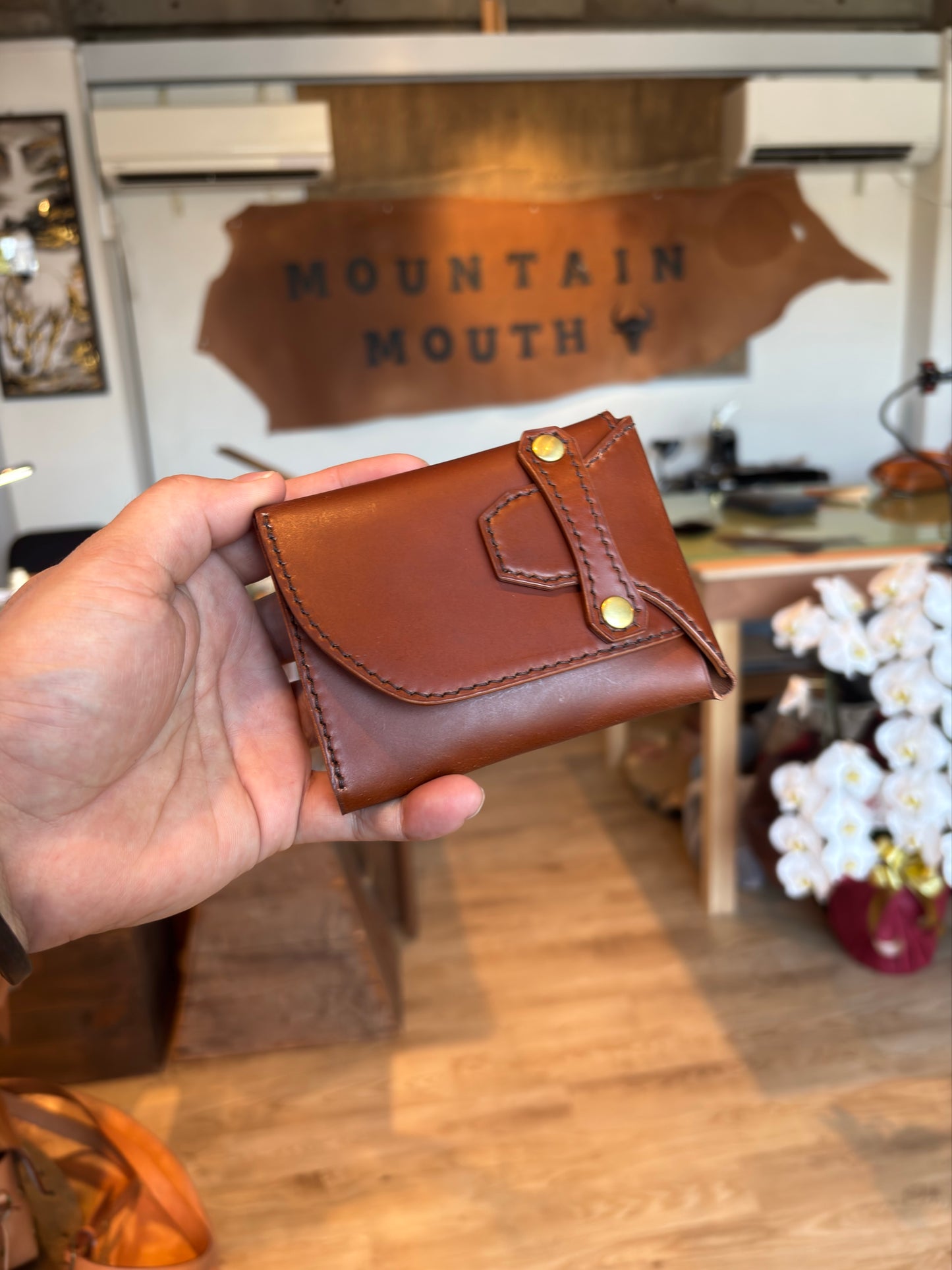 【限定】OIL CORDVAN brownスマートL