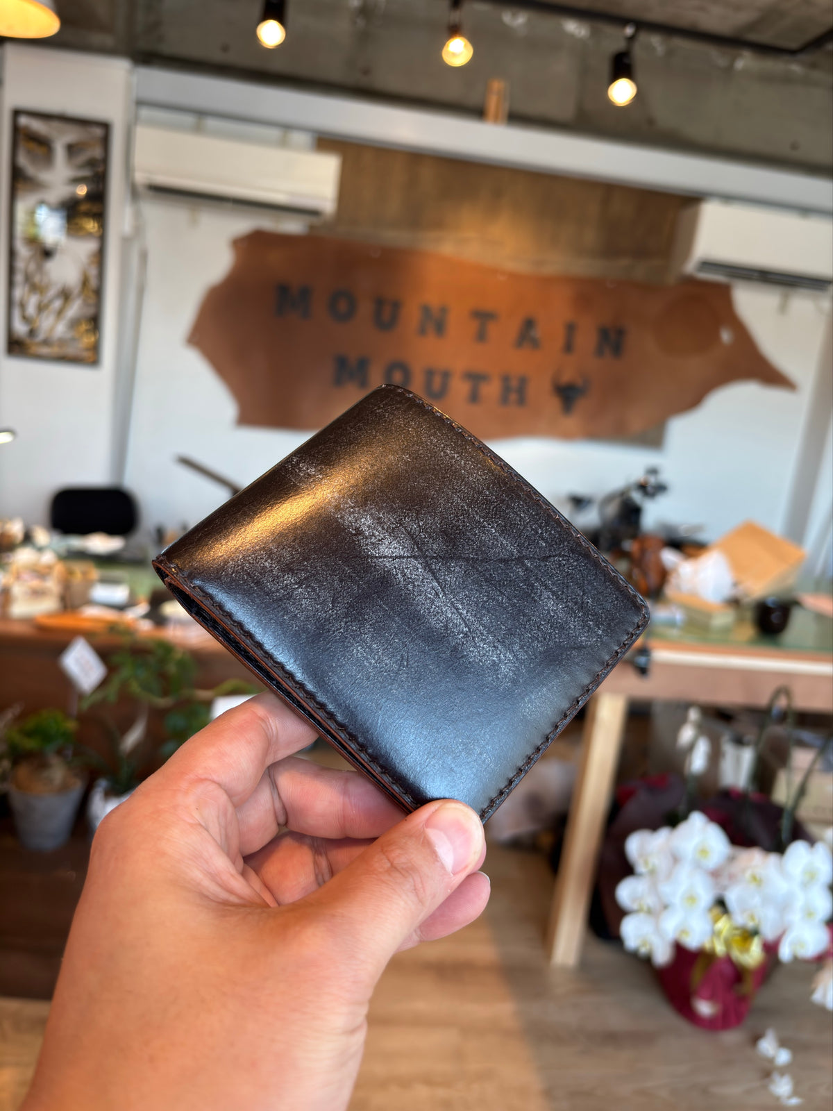 FULL BRIDLE CHOCOハーフウォレットmountain