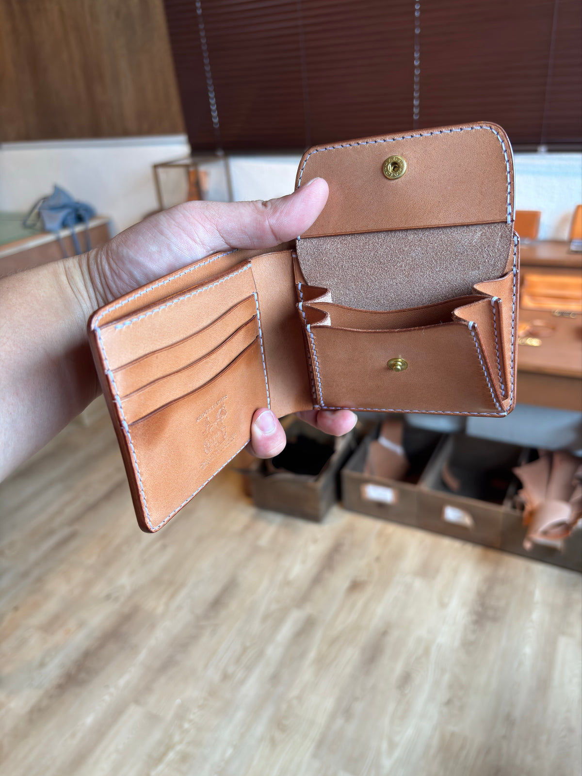 BRIDLE London Tan ハーフウォレットmountain
