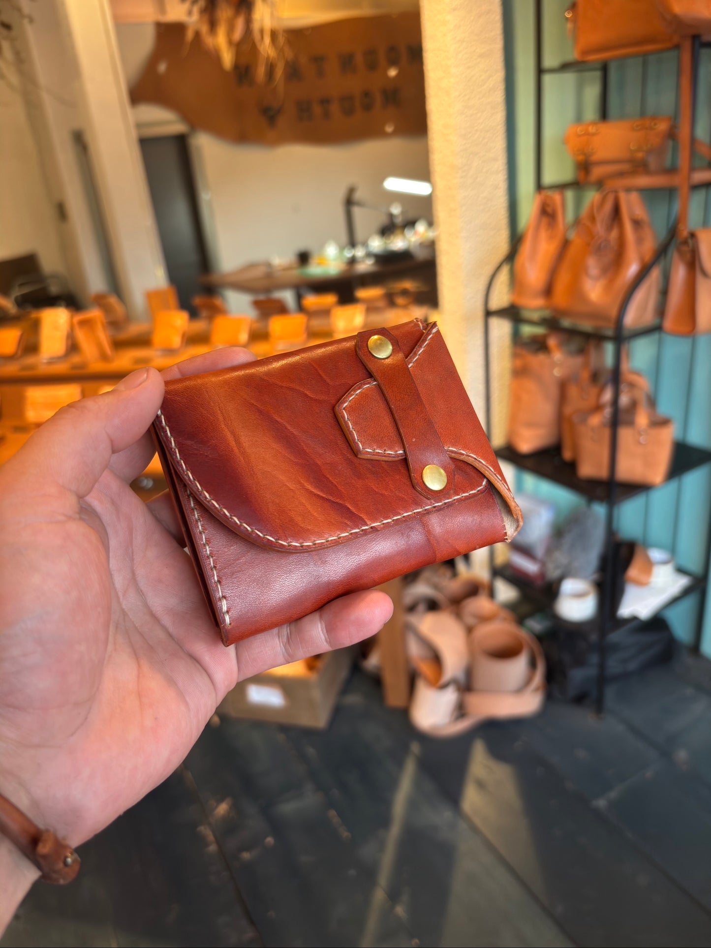 Horse Butt Brown スマートL