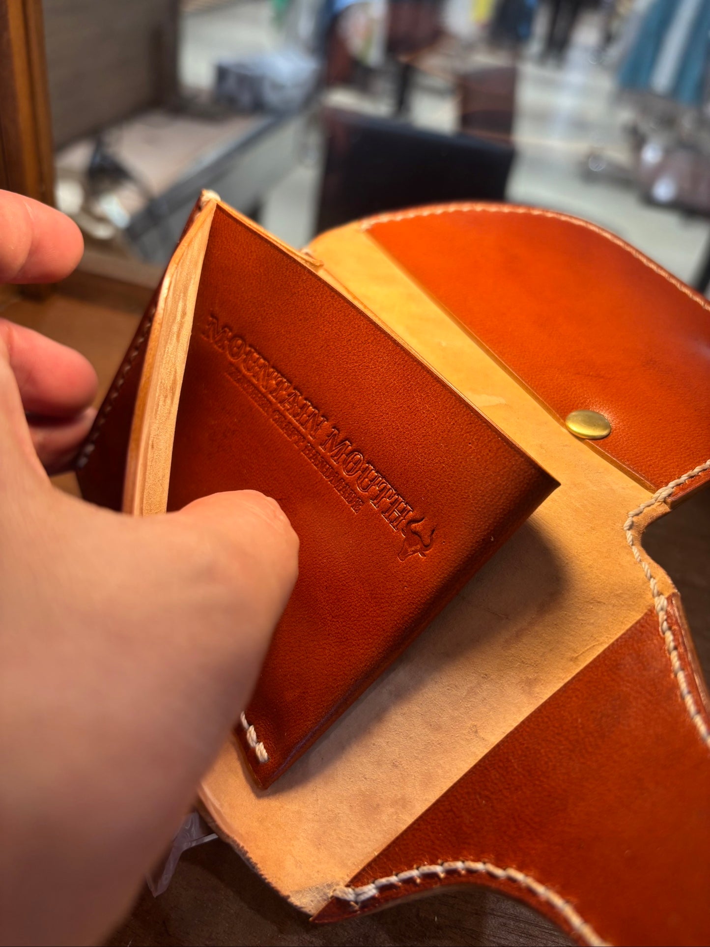 Horse Butt Brown スマートL