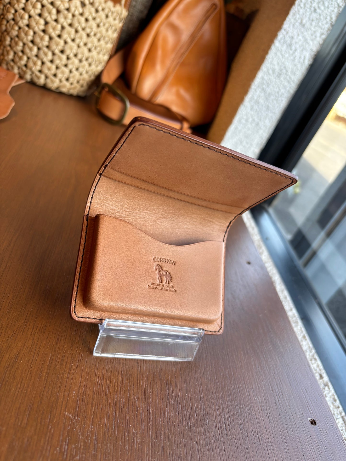 CORDVAN Burgundy カードケース