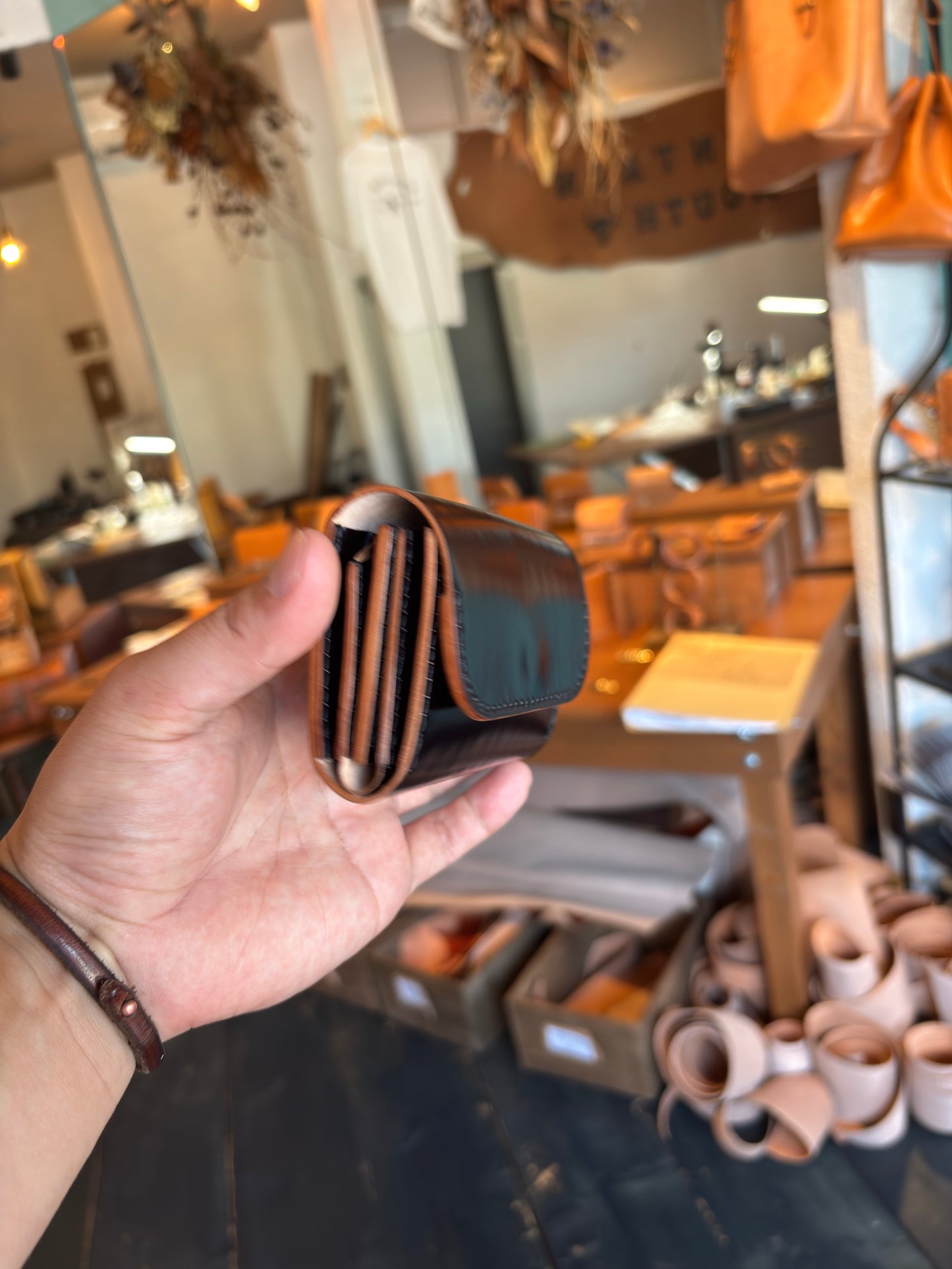 CORDVAN Black Ninety